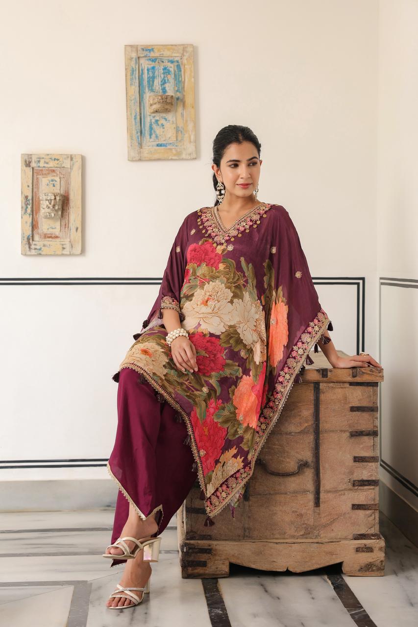 Dandiya Dhara Kaftan Potli Set - MK158