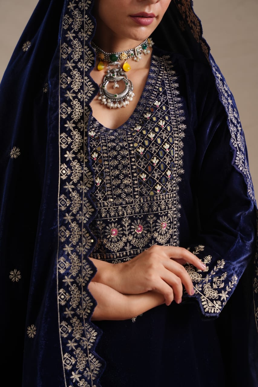 Celestial Velvet Kurta Set(MK179-180)