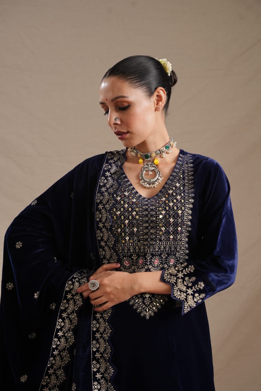 Celestial Velvet Kurta Set(MK179-180)
