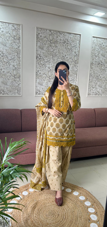 Heer Farshi Salwar Suit (Yellow Color) (MK390).