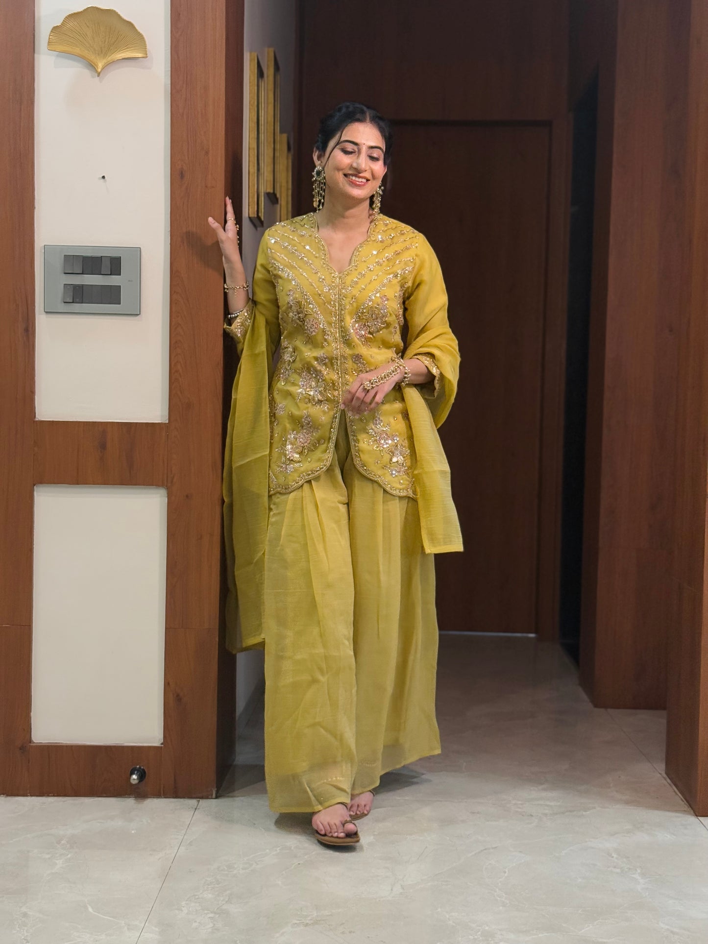 Sunehri Silk Set (MK401).
