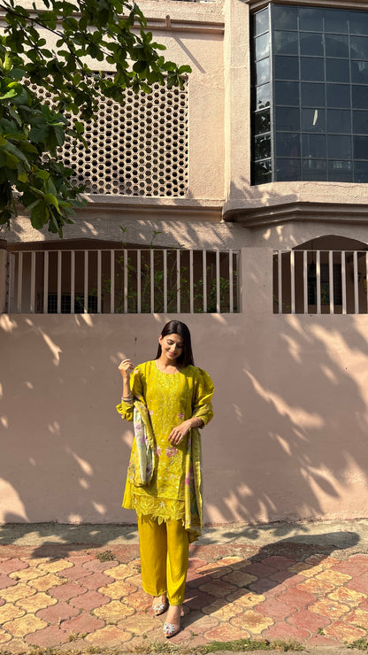 Meher Noor Kurta Set(MK329)