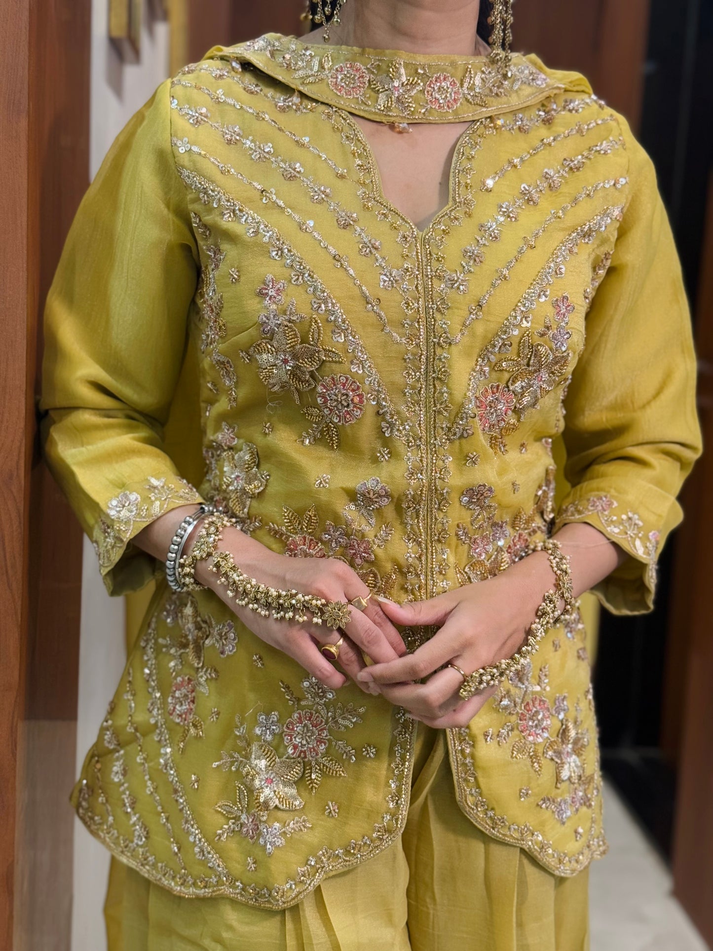 Sunehri Silk Set (MK401).