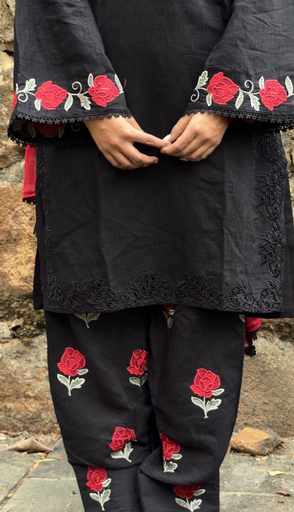 Saiyaara Farshi Suit (Black Color) (IC376).