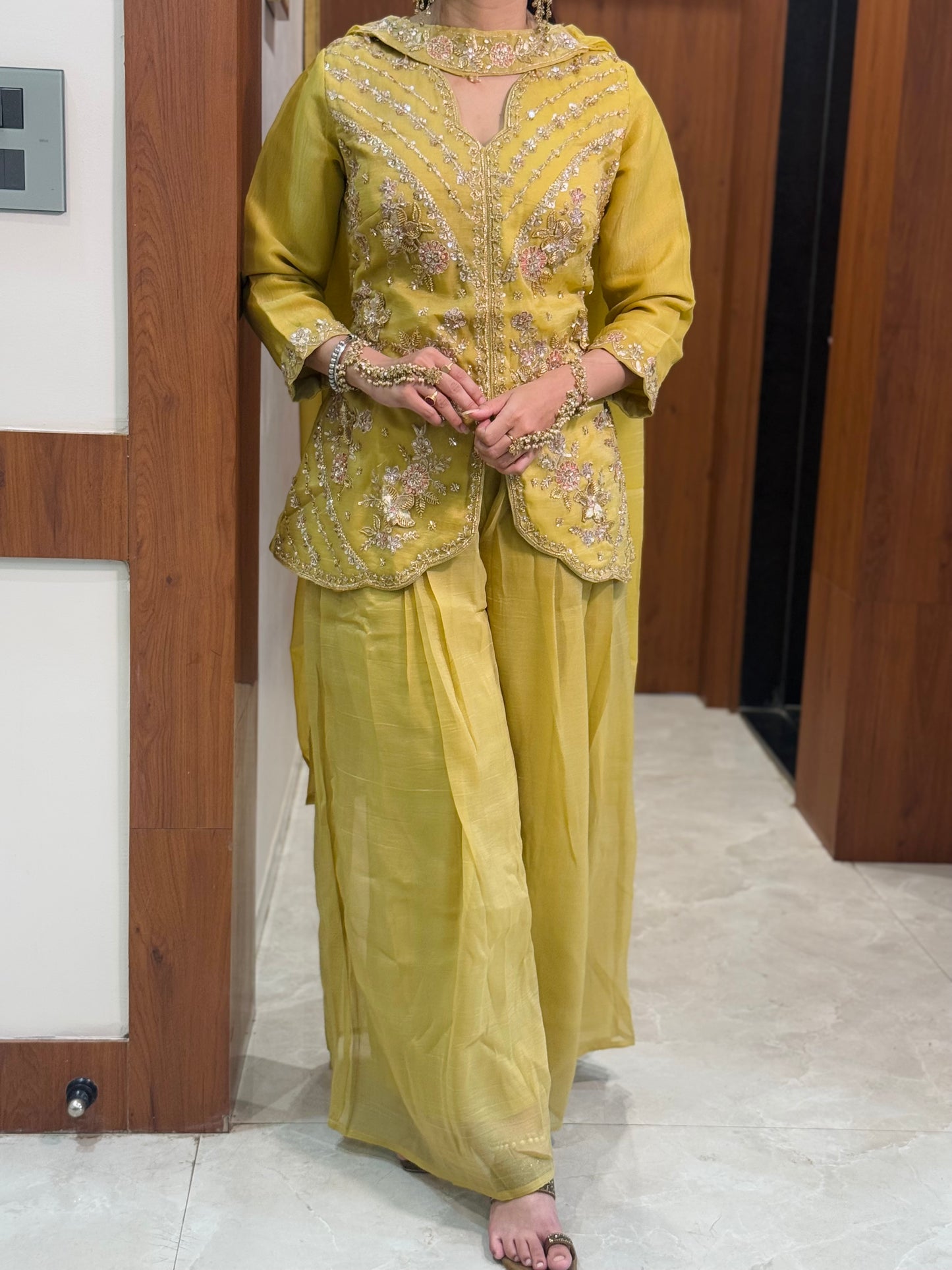 Sunehri Silk Set (MK401).