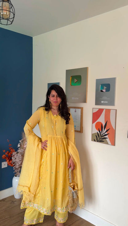 Heer Basanti Anarkali Suit (MK380).