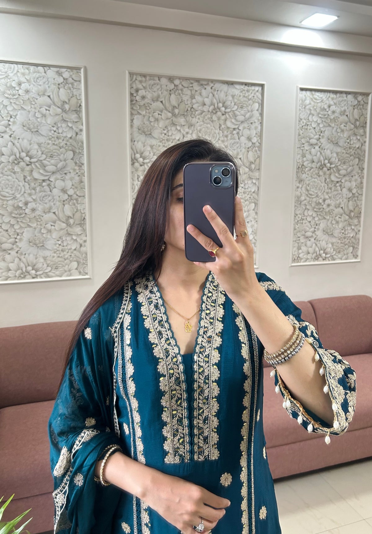 Noor Mahal Chinnon Kurta Set (GB401).
