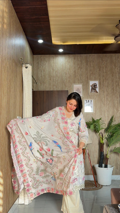 Floral Grace Kurta Set (GB346).