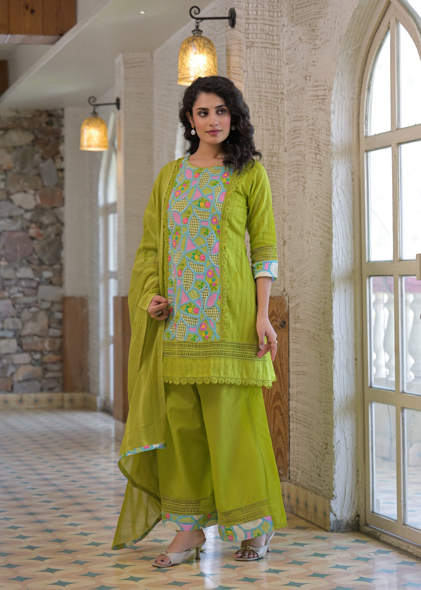 Rose Garden Kurta Set(MK364)