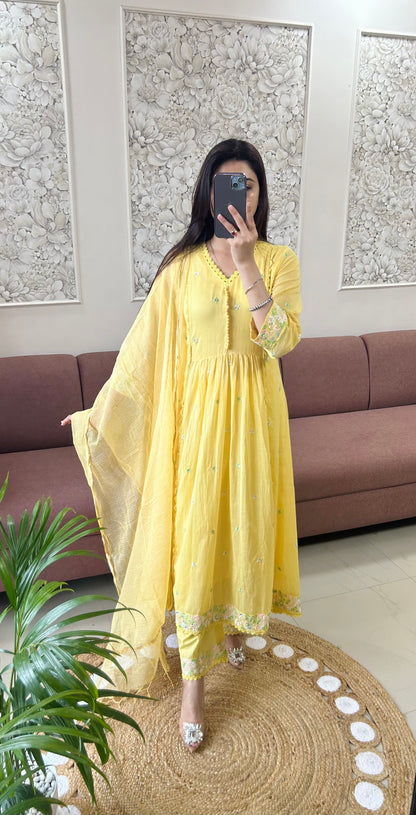 Heer Basanti Anarkali Suit (MK380).