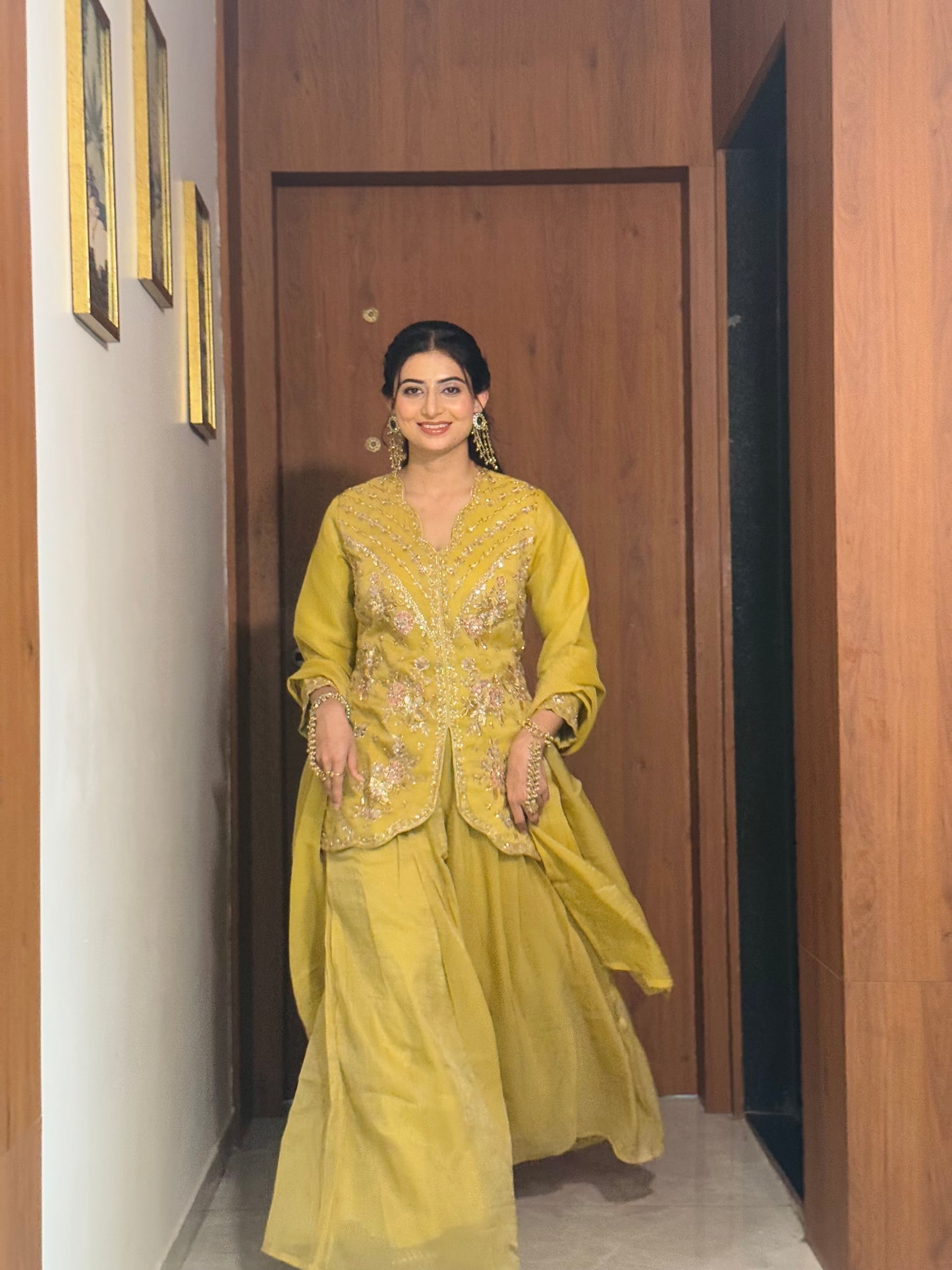 Sunehri Silk Set (MK401).