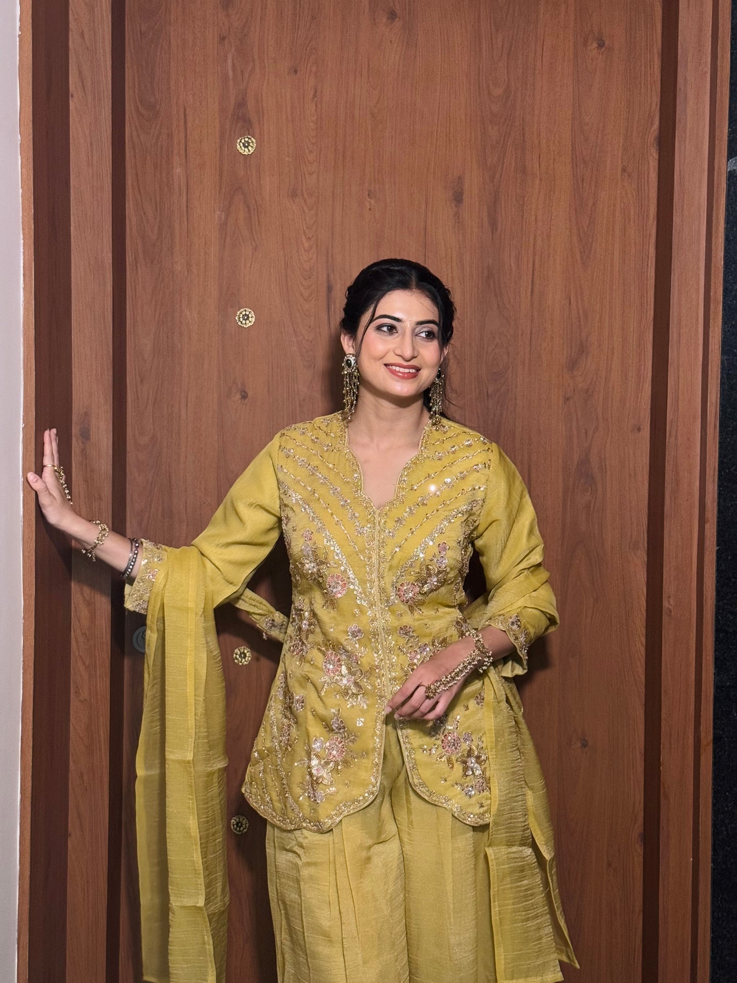 Sunehri Silk Set (MK401).