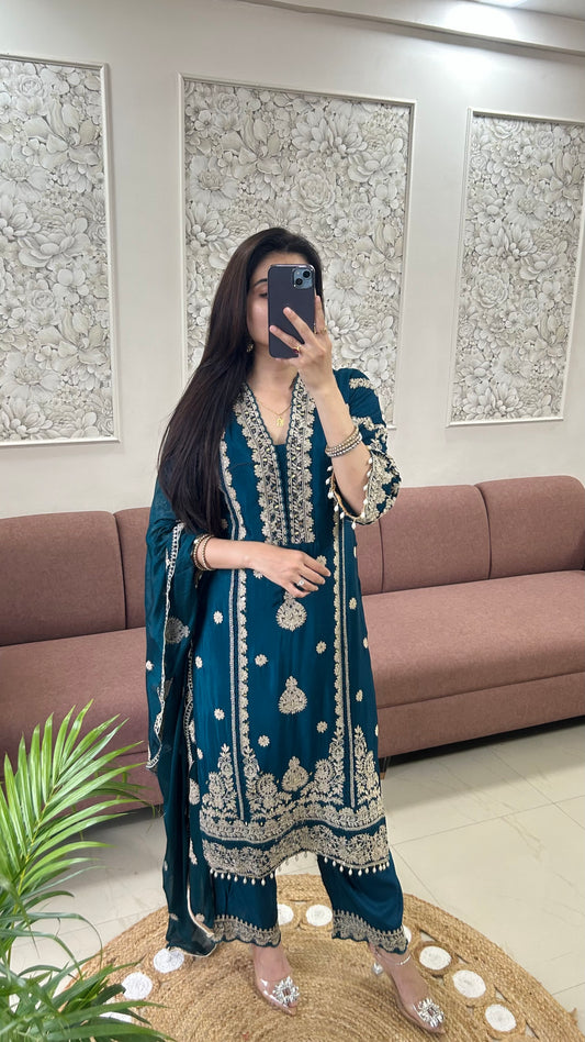 Noor Mahal Chinnon Kurta Set (GB401).