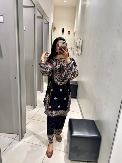 Afsana Farshi Kurta Set. (IC318)