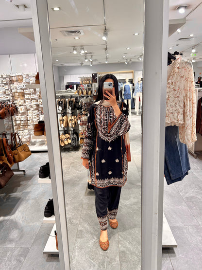 Afsana Farshi Kurta Set. (IC318)