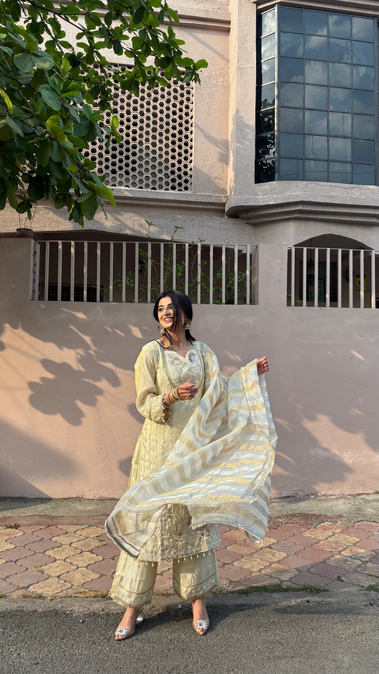 Inaya Pearl Kurta Set(GB325)