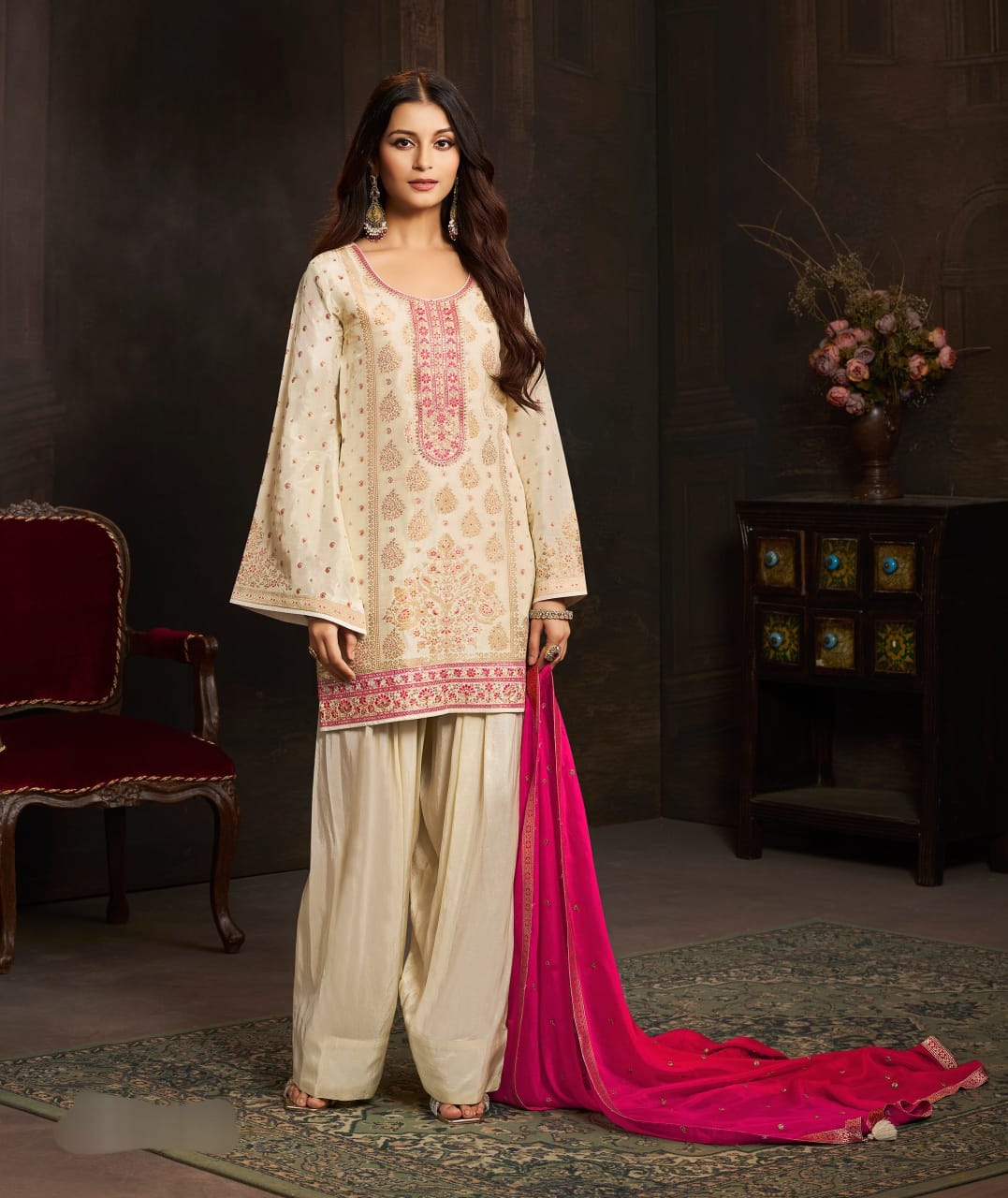 Dilruba Noor Kurta Set (MK313)