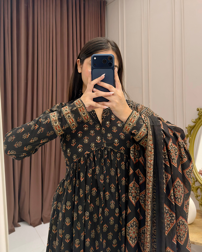 Sharmin Noor Black Cotton Suit. (PT337)